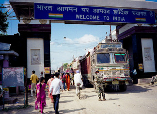 भारतद्वारा नेपालमा अघोषित नाकाबन्दी