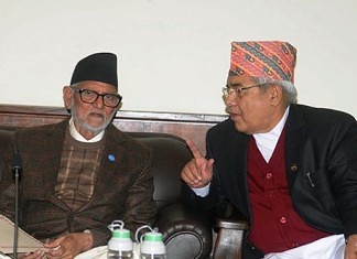 प्रधानमन्त्री र गृहमन्त्री सरकार छोड्न आतुर