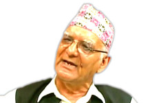 संघीयता हटाउन चित्रबहादुर केसीको सुझाव