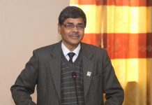 निर्वाचनमा भोज भतेर गरेर तडकभडक गर्नेको उम्मेदवारी नै रद्द गर्ने प्रमुख आयुक्तको चेतावनी