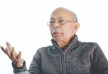 पूर्व राजदूतलाई घरभित्रै चक्कु प्रहार गरी हत्या