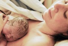 कति सजिलो एउटा पुरुषलाई बाबू बन्न अनि कति गाह्रो नारीलाई आमा बन्न ?