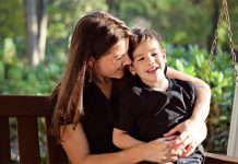 बच्चाहरुले झुट कुरा बोल्ने कसरी थाहा पाउने, कसरी सुधार्ने ?