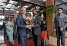 कार्यभार सम्हाल्न नवनियुक्त भारतीय राजदूत क्वात्रा काठमाडौं आइपुगे