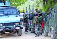 कश्मिरमा भिडन्तमा सेनाका कर्णेल र मेजरसहित पाँच सुरक्षाकर्मीको मृत्यु