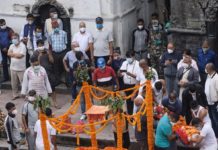 राष्ट्रिय सम्मानका साथ राष्ट्रकवि माधवप्रसाद घिमिरेको अन्तिम बिदाइ