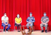 संक्रमितको उपचारमा खटिएका स्वास्थ्यकर्मी सम्मान