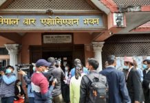 प्रधानन्यायाधीश चोलेन्द्रलाई तत्काल राजीनामा दिलाउन वरिष्ठ अधिवक्ताको दबाब कायमै