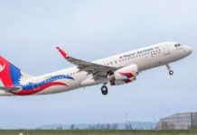 मर्मतपश्चात वाइड बडी जहाज नियमित उडान