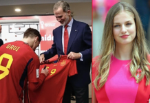 राजा फिलिपलाई आफ्नो जर्सी नम्बरमा अटोग्राफ दिएपछि चर्चामा गाभी