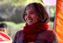 मानुषी यमी भट्टराईकाे चुनाव चिन्ह हँसिया हतौडा मतदान गर्नु आग्रह