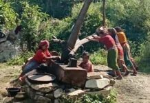 संरक्षणको अभावमा लोप हुँदै गाउँघरका काठे कोल