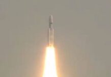 भारतले ३६ उपग्रह बोकेको रकेट प्रक्षेपण गर्यो