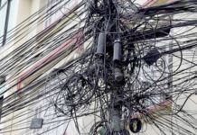 KMC starts removing unmanaged cables from Kathmandu streets