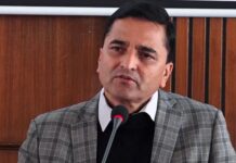 इलाममा भट्टराई भट्टराई चढेको गाडी चलाउन रोक