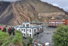 कागबेनीका बाढी पीडितलाई १५ लाखको राहत सामग्री