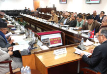 हेटौंडा कपडा उद्योग पुनः सञ्चालन गर्न सेनासँग छलफल