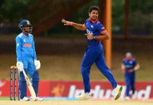 नेपालविरुद्ध भारतीय टोलीले १० ओभरमा एक विकेट गुमाएर ४९ रन बनायाे