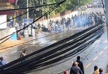 राष्ट्रिय स्वतन्त्र पार्टीका कार्यकर्ता र प्रहरीबीच झडप