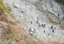 ओखलढुंगा जीप दुर्घटनामा घाइते चालकको उपचार जारी