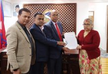 जनमत पार्टीले प्रधानमन्त्री लाई १२ बुँदे ज्ञापनपत्र बुझाए