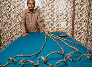 जसले ६३ वर्षदेखि नङ काटेकै छैनन्