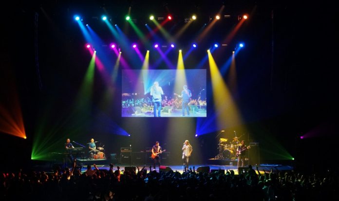 Nepathya performing