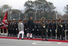 शैली परिवर्तन गर्दै प्रधानमन्त्री ओली
