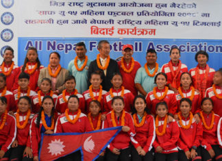 बङ्गलादेशसँग भिड्दै नेपाली महिला फुटबल टोली