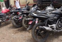 चोरी भएका मोटरसाइकल सहित ४ जना पक्राउ