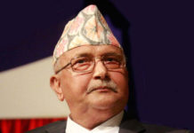 प्रधानमन्त्री ओली विरुद्ध अधिवक्ताले प्रहरीमा जाहेरी, चर्चा कमाउने बाटो रोजेका हुन कि ?