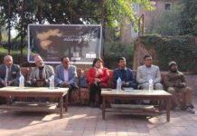 अजयको “एलौरिङ डिभाइन” प्रदर्शनीमा