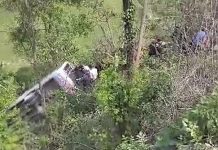 मनाकामना जाँदै गरेको बस दुर्घटना