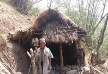 कुष्ठरोगका कारण ८० वर्षे जसवीर २०४० देखि जंगलमा बास