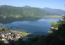 फेवाताल मिचेर बनेका ६५ मिटरभित्रका संरचना भत्काउँदै महानगर