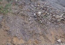 दोलखामा पहिराले १० घर पुरिए, दुई जना बेपत्ता