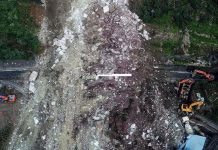 चीनमा पहिरोमा परि १७ मजदूर बेपत्ता