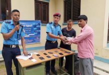 दुई वर्षयता हराएका १५ थान मोवाइल फेलापारी सम्बन्धित धनीलाई हस्तान्तरण
