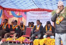 स्कूल बन्यो अब पढाइ बनाउनुस्, कान समातेर होइन माया गरेर सिकाउनुस् : माधवकुमार नेपाल