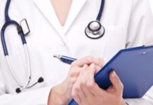 मेस सहित तीन चिकित्सकले दिए राजीनामा