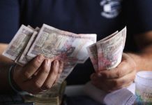 भारतीय नक्कली नोट सहित पक्राउ