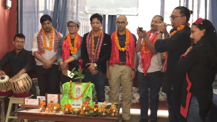 दुइ