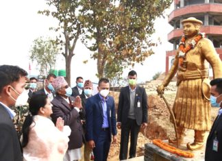 राष्ट्रपति भण्डारी दहचोकस्थित काजी कालु पाँडेको समाधिस्थलमा