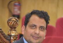 निर्लज्ज सरकार
