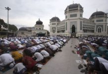 आज देशभरका मस्जिदमा हर्षोल्लासपूर्वक पर्व बकर इद मनाइँदै