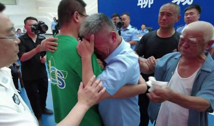 when you meet your kidnapped son after 24 years1626315547