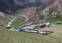 विद्यार्थी नै नभएका विद्यालयमा शिक्षकलाई तलब