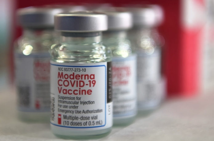 1638421182_Moderna_COVID-19_vaccine1619697307