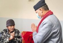 मन्त्री खतिवडाद्वारा शताब्दी पुरुषको स्वास्थ्य अवस्थाबारे जानकारी
