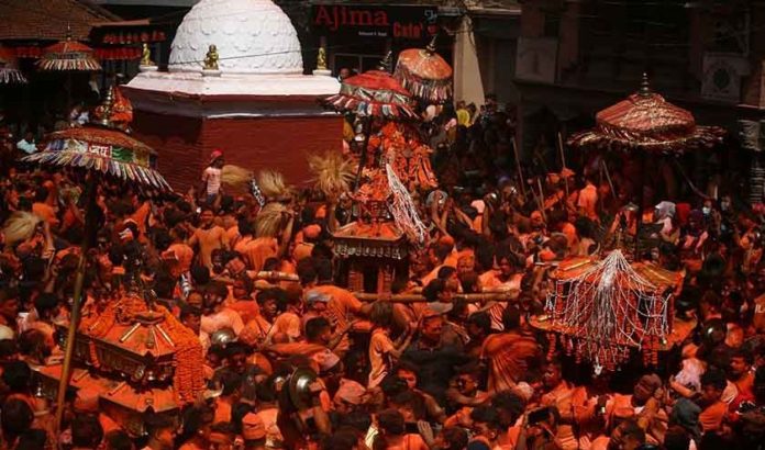 sindur_jatra__26_sedekQBju2